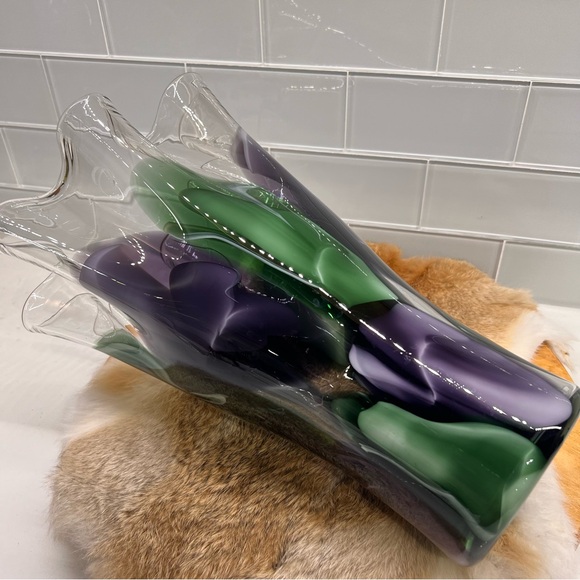 Hand Blown Art Glass Ruffled Swung Vase Abstract Green & Purple Fusion - Picture 10 of 16